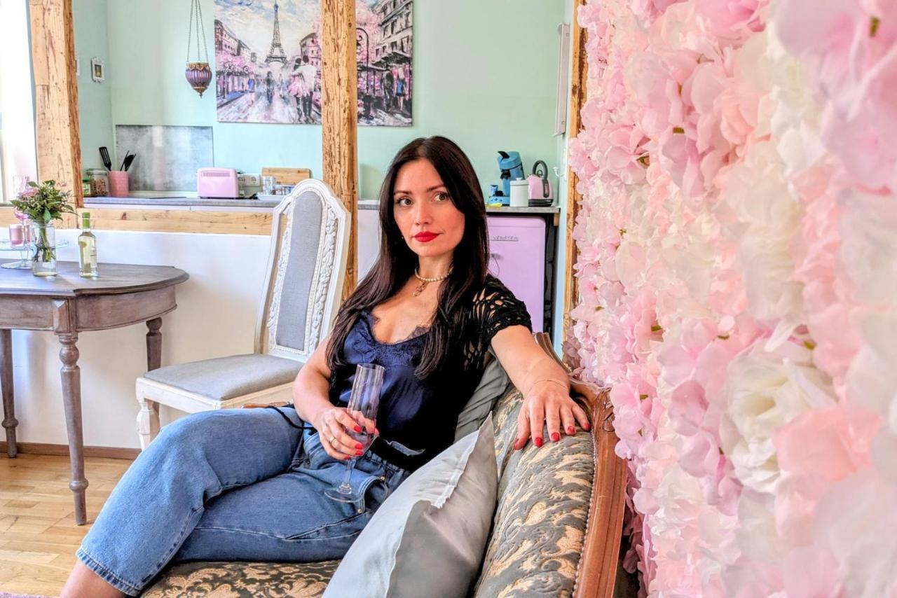 Queen Apartment Uelzen Bagian luar foto